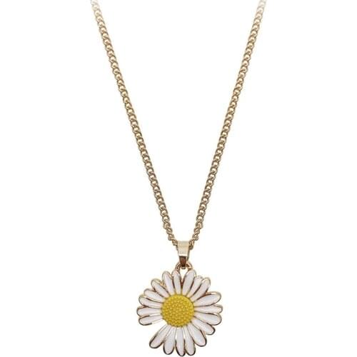 Simple Daisy Pendants Necklaces Women Man Charm Collar Jewelry Fashion Korean Design Romantic Choker Bijoux Fine Gifts