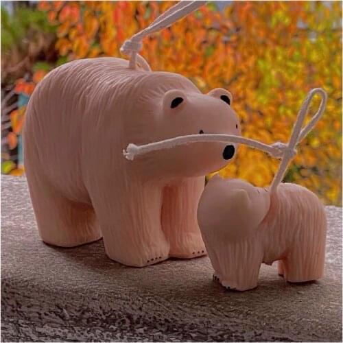 Bear Candle Mold DIY Walking Bear Aromatherapy Gypsum Car Mineral Stone Decoration Cake Silicone Mold Home Art Crafts Tools