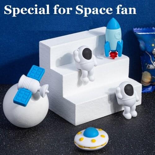 Hot Mystery Toy Boxes Erasers Space Fan Rocket Astronaut Spaceship Boys Pencil Rubber Home Study School Class Draw Sketch 71087