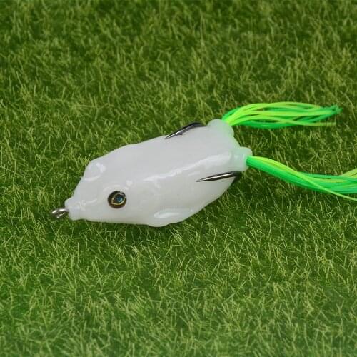 1PCS Night Light Frog Lure Soft Bait Topwater Fishing Bait Long Shot 55mm 12g Wobblers Artificial Leurre
