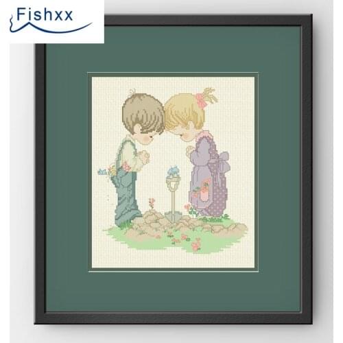 European Style Idyllic Cartoon Characters Fishxx Cross Stitch Kit H099 Boy Girl Pray For It Together