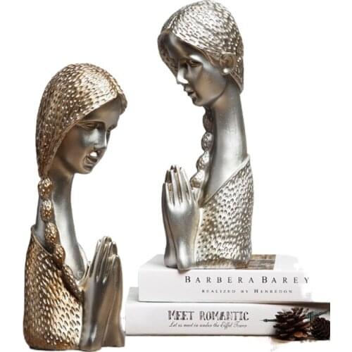 European Vintage Prayer Girl Statue Creative Resin Character Sculpture Desktop Ornament Decoration Home Decoration Accessories