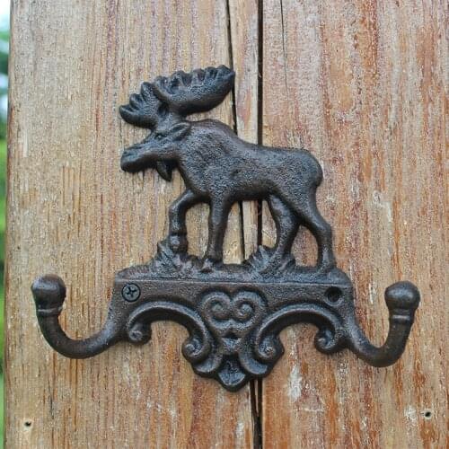 Vintage Reindeer Walking On Lawn Cast Iron Wall Hook With Two Hangers European Home Garden Decor Xmas Reindeer Metal Wall Hooks