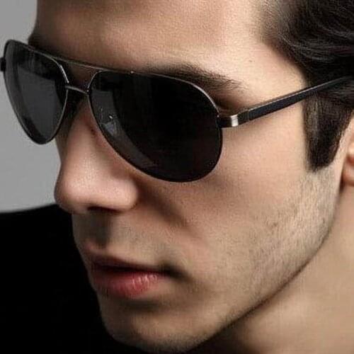 Polarized Eyewear Men Sun Glasses Anti-UV400 Sunglasses AC Material Deep Gray Eyeglasses with Different Metal Brackets 3026