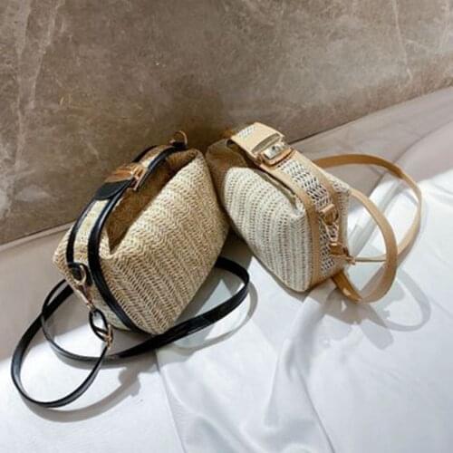 Summer straw woven bag female 2020 new trend fashion slung casual leisure bag straw versatile shoulder bag
