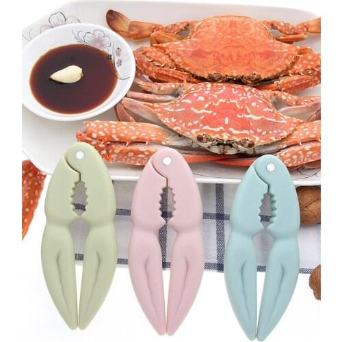 2pcs/lot Multifunction Creative Walnut Cracker Nuts Clip Home Accessories Clip Shucker New Kitchen Supplies Crab Pincers KX 231