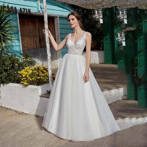 2021 Summer Beach Bridal Gowns Boho Simple Design A-Line V Neck Appliques Lace Top Long Wedding Party Prom Gowns For Women