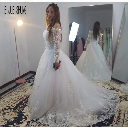 E JUE SHUNG Luxury Puffy Bridal Gown Princess Wedding Dress Off Shoulder Button Back Beaded Lace Applique Long Sleeve Ball Gowns