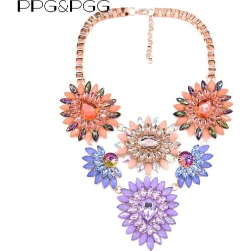 2020 Luxury Acrylic Crystal Flowers Big Choker Necklace Women Indian Statement Chunky Necklace Maxi Vintage Pendants Necklaces