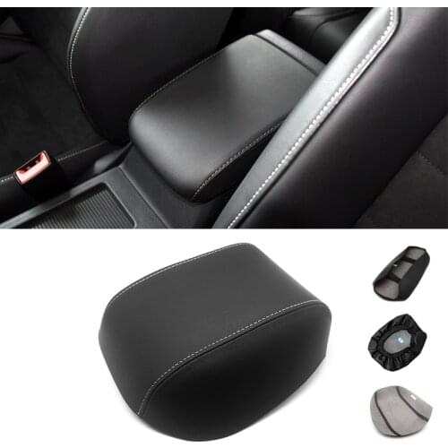 Soft Carbon Texture Leather Armrest Cover For VW Golf 7 MK7 2014 2015 2016 Car Center Armrest Box Pad Skin Cover Sticker Trim