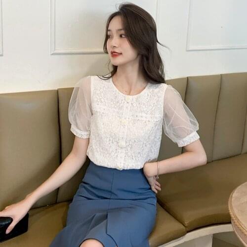 White lace shirt women 2021 new summer age all-match small shirt high-end short-sleeved French chic top blouse