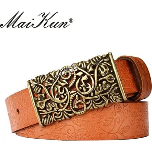 New Fashion Quality Leather Belts for Woman Vintage Floral Curved Hollow Out Metal Buckle Wide Female Belts