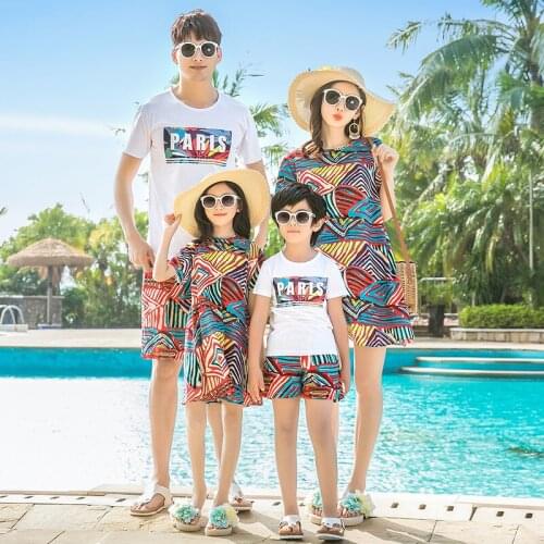2019 new Summer Mommy and Me Clothes Family Matching Clothing Mother and Daughter Baby Girl Boy Bohemia Dress for Women T-shirts