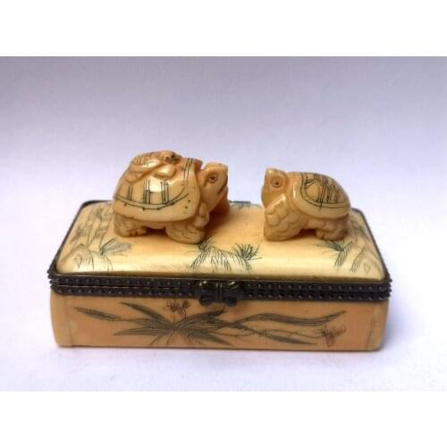 YIZHU CULTUER ART Collection Ancient China Tibet ox Bone Hand Carved Lovely Turtle Jewelry box Family Decoration