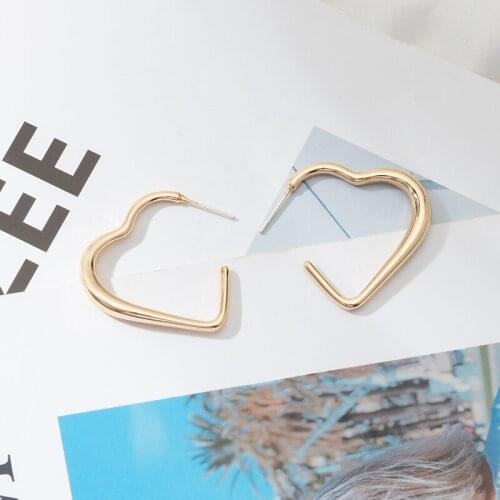 Gold color Stainless Steel Earrings 2021 Fashion Sweet Girl Heart-shaped Hoop Earrings Party Rock Gift, Gold colors wholesale