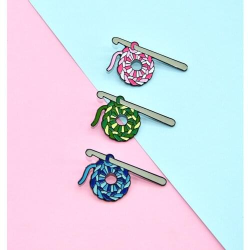 Woolen Metal Enamel Brooch Color Knitwear Badge Pin Cute Trendy Handmade Artist Costume Backpack Jewelry Accessories Gift