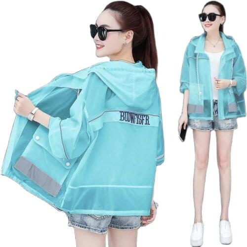 2021 New Summer Women Jacket Hooded Sun Protection Clothing Big Pocket Zipper Letter Thin Windbreaker Coat Plus Size M-3XL D1071