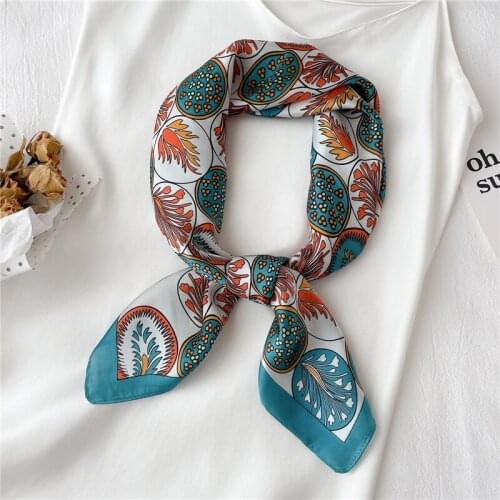 Fashion Headscarf Square Satin Scarf For Women Print Silk Shawl Foulard Hijab Neckerchief Female Headband Hair Wrap Bandana 2021