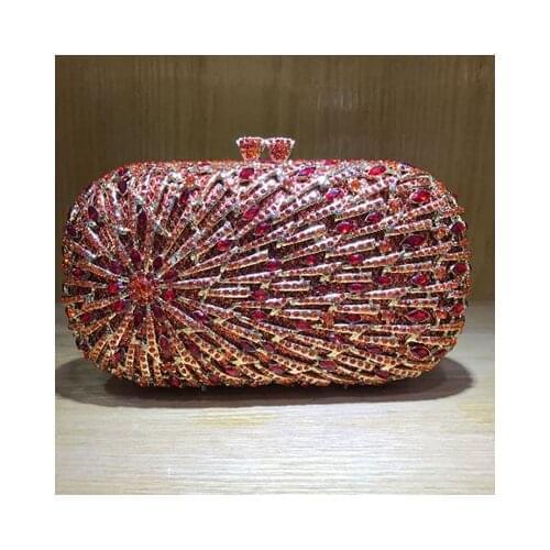 Luxurious Women Clutch Bags Metal Diamonds Chain Shoulder Evening Bags Lady Dress Wedding Dinner Party Handbags