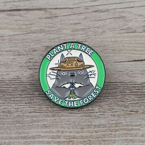 BG902 Dongmanli Cartoon Animal Enamel Pins Anime Cat Brooches Bag Clothes Lapel Pin Badge Funny Jewelry Gift For Kids