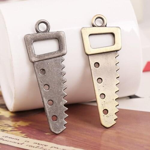 2 pieces, New retro punk style alloy saw necklace, antique silver, bronze, wholesale chain included