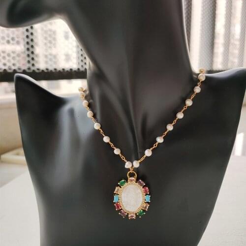 10pcs)New! 25x31mm Natural Virgin of Mary Guadalupe Mother of Pearl Shell Pendant AAA CZ With Natural Freshwater Pearl Necklace