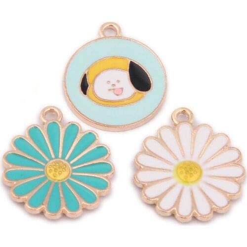 10PCS/Lot New Arrival Gold Color Tone Alloy Daisy Enamel Charms For DIY Necklace/Bracelet Jewelry Making