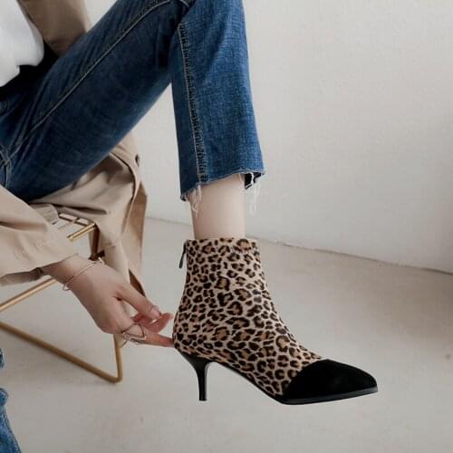 Large womens shoes 40-46 leopard cat heel shoes autumn and winter short boots high heels bare boots winter boots Martin boots