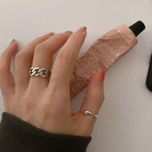 New Fashion Light Simple Design Temperament Tank Chain Wave Geometry Ring For Women Jewelry Party Gifts SAR307