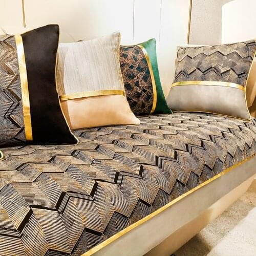 Luxury American style all seasons Sofa cushion cover Anti-slip black 2/3 seat sofa cover customize leather sofa Decor slipcover