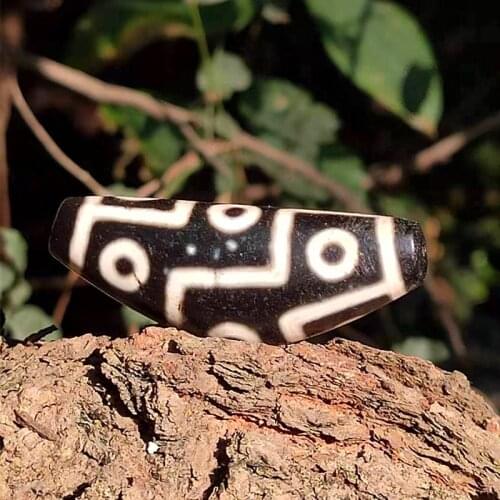 Tibetan characteristics horn-shaped agate beads black and white 9 eyes DZI beads men and women amulet jewelry DIY Free Shipping