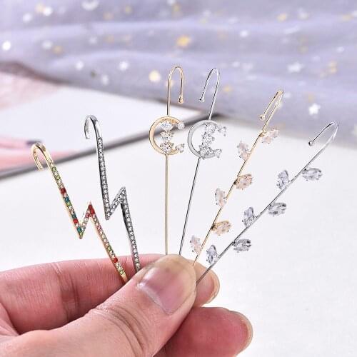 2021 NEW Korean Design Women Zircon Earrings Stud Texture Surround Earrings Auricle-style Jewelry Gothic Stud Earrings