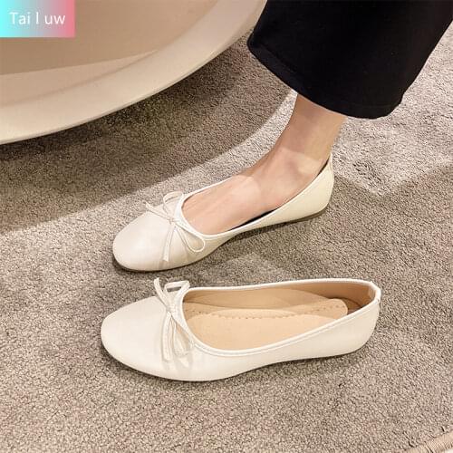 Tai l uw Wedding Shoes For The Bride