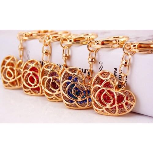 Creative jewelry pendant cute inlaid rhinestone hollow peach heart car keychain ladies couple key chain love metal pendant