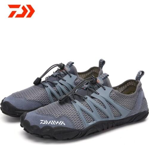 New Daiwa Hiking Fishing Shoes Non-slip Hiking Boots Outdoor Sports Quick-drying Breathable Wear-resistant Fishing Mens Shoes