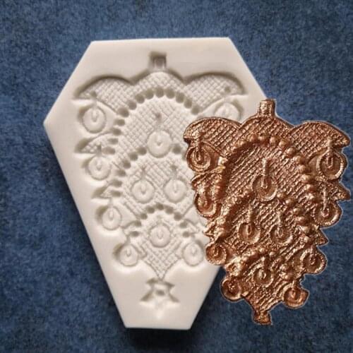 Manufacturers Direct Sales European-Style Series Gold Decorative Pattern Surround Chocolate DIY Silicone Mold A1542