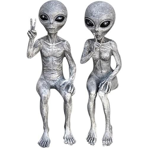 Alien Statue Resin Art Outer Space Alien Figurine Home Decoration Stable placement Long service life Bring us sense of humor