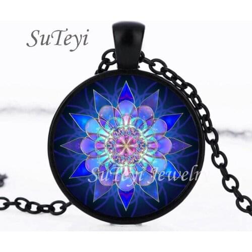 SUTEYI Handmade Henna Yaga Necklace Om Symbol Buddhism Mandala Glass Cabochon Pendant Islam Religion Art Image Necklace Jewelry