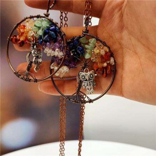 Owl Pendant Women Necklace Colorful Crystal Crushed Stone Life Tree Necklace Beautiful Colorful Fashion Glamour Clavicle Chain