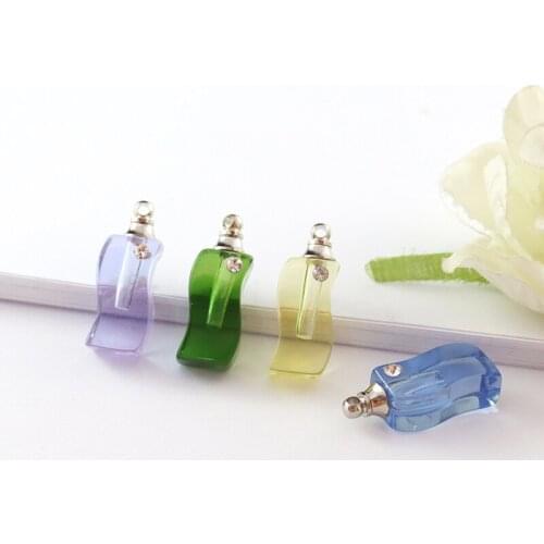 8PCS Crystal Glassl vial pendant Miniature Perfume bottle charms name on rice art Essential oil charms necklace pendant