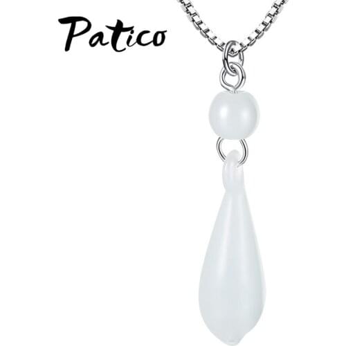 Boutique Lady Moonlight Opal Pendant Necklaces 925 Sterling Silver Water Drop Exquisite Chain Necklaces Lovers Gift Jewelry