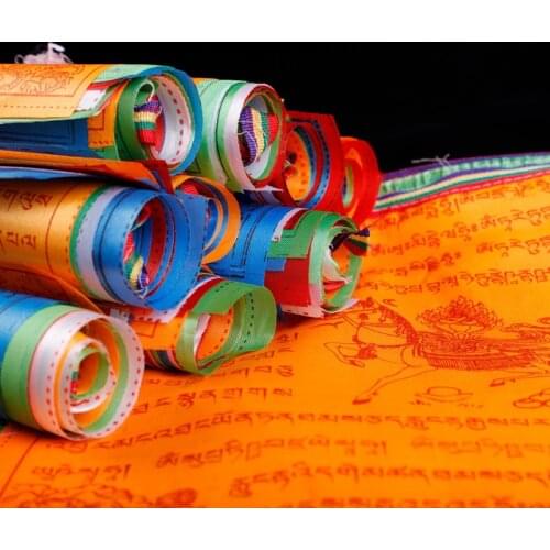 Tibetan Buddhist Religious Flags Prayer Flags Supplies Colour Print Artificial Silk Tibet Lung Ta Banner Scriptures Garden Flag