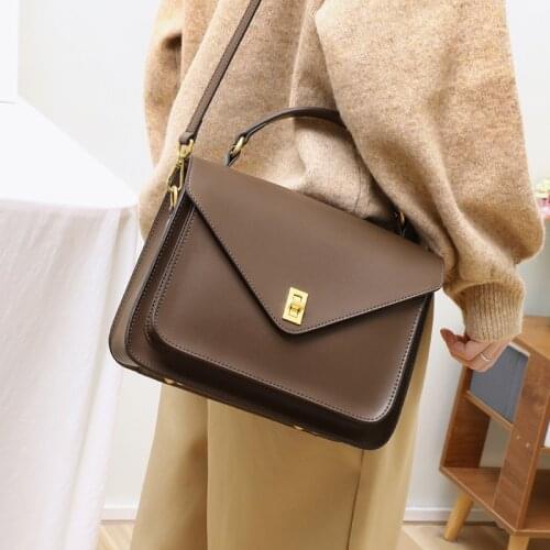 Womens Bag New 2021 Fashion Vintage Cow Split Leather Handbag Postmans Messenger Bag Single Shoulder Bag