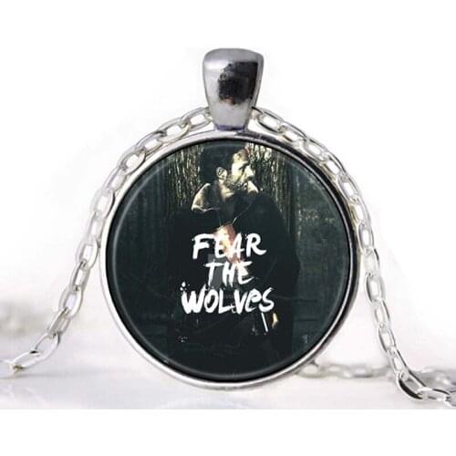 THE WALKING DEAD Necklace Pendant Rick Grimes Fear the wolves punk jewelry Gothic Glasses ancient Pendant Necklace gift Chain