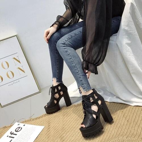 Hollow thick heel 13cm spring/summer 2021 new womens Martin thick-soled nightclub ultra-high heel T stage bare sandals