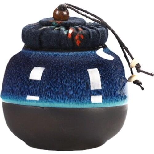 Pets buried in urns Ceramic trumpet kiln changes Tianmu ice crack glaze and carries in ceramic pots or in barium niches in kilns