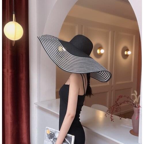Classical Fashion Black White Pacthwork 25cm Oversized Straw Caps Women Summer Beach Vacation Sun Hat Chapeau Femme Gorra Mujer