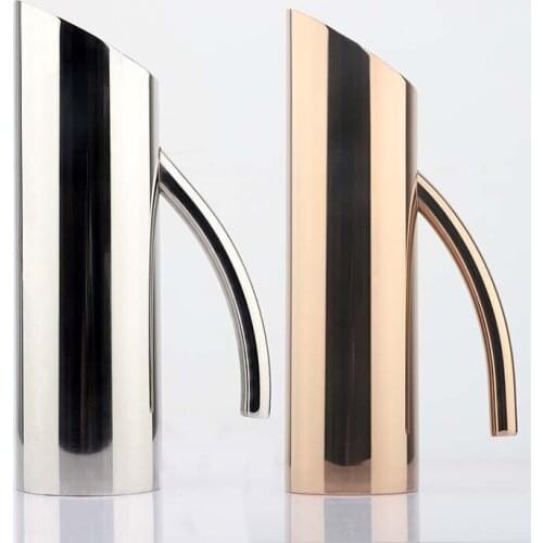 Stainless Steel Curved Handle Jug Bar Cocktail Shake KTV Cold Water Bottle Water Pitcher Frozen Water Bottle Drink Pot Juice Jug