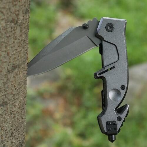 Camping Self-Defense Little Knife, Multi-Purpose Outdoor Riding Self-Driving Tool, Rope Cutting Window Breaker D31 Folding Knife