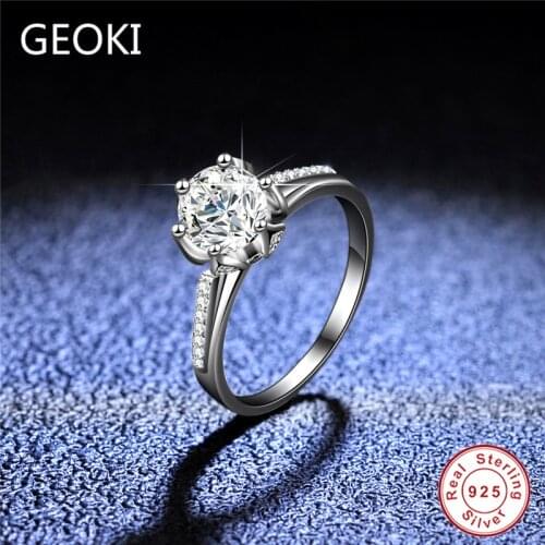 Geoki Passed Diamond Test 1 Ct Color VVS1 Moissanite Wedding Ring 925 Sterling Silver Perfect Cut Diamond Ring Luxury Jewelry